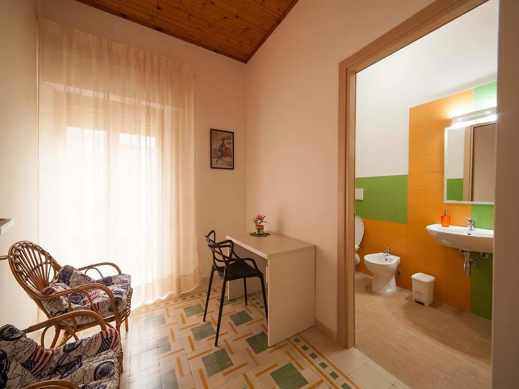 Belle Epoque B&B Trapani 2*,